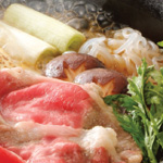 【直送】近江牛特上すき焼き用　600ｇ（モモ）